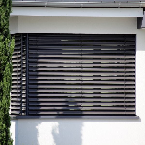 Persianas domésticas de cajón exterior en Barcelona servicios especializados