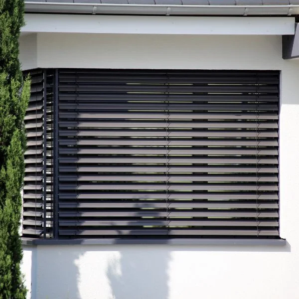 Persianas domésticas de cajón exterior en Barcelona servicios especializados