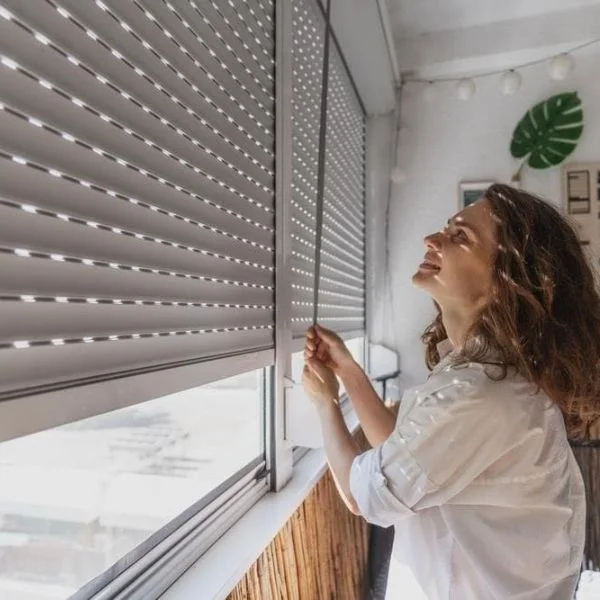 Reparación instalación de persianas de aluminio en Barcelona