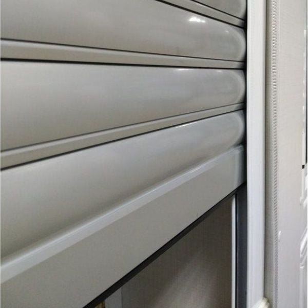 soluciones avanzadas en persianas domésticas de seguridad en Barcelona